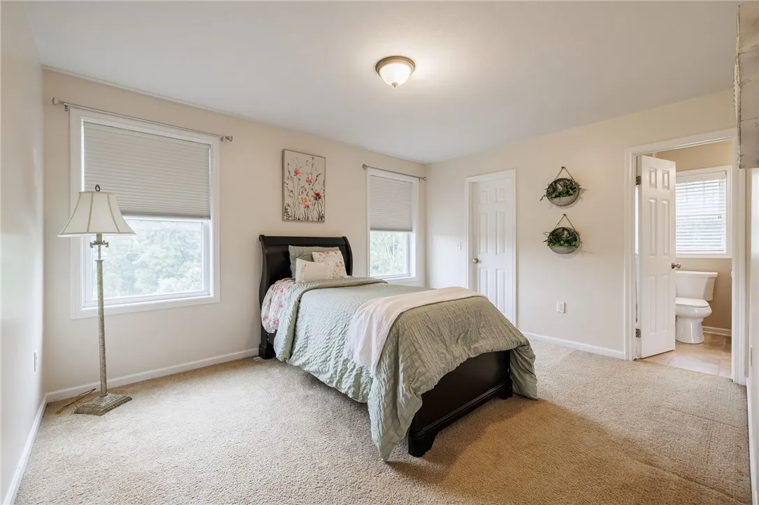 31 Rothbury Circle, Victor, New York 14564, Victor, New York 14564, 5 Bedrooms Bedrooms, 11 Rooms Rooms,4 BathroomsBathrooms,Residential,For Sale,31 Rothbury Circle, Victor, New York 14564,R1622806
