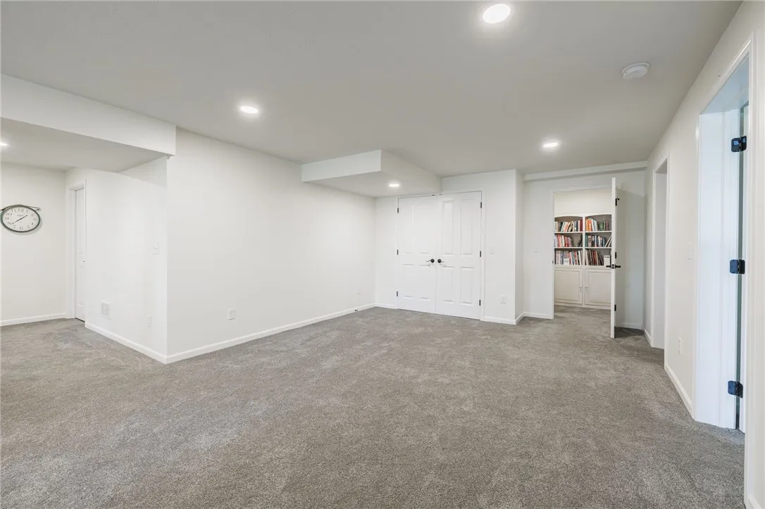 1085 Chapelhill Drive, Victor, New York 14564, Victor, New York 14564, 3 Bedrooms Bedrooms, 6 Rooms Rooms,3 BathroomsBathrooms,Residential,For Sale,1085 Chapelhill Drive, Victor, New York 14564,R1622749