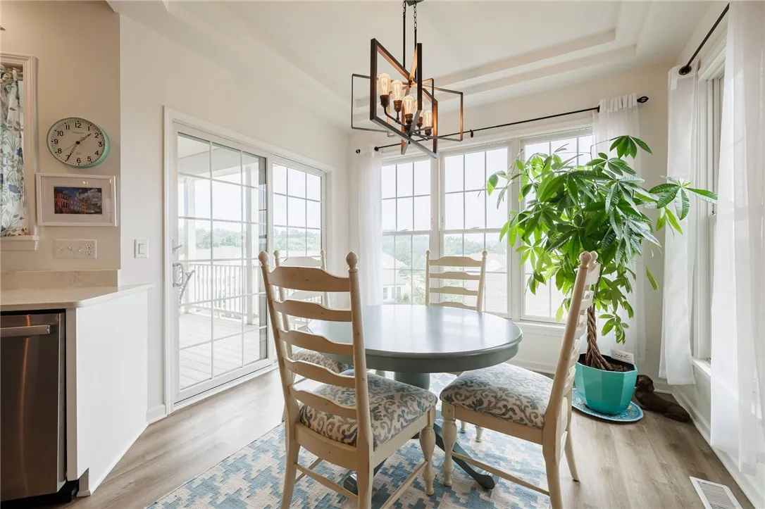 1085 Chapelhill Drive, Victor, New York 14564, Victor, New York 14564, 3 Bedrooms Bedrooms, 6 Rooms Rooms,3 BathroomsBathrooms,Residential,For Sale,1085 Chapelhill Drive, Victor, New York 14564,R1622749