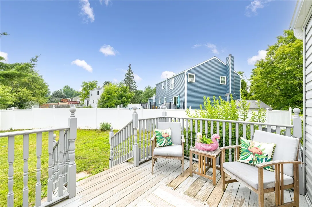 1600 Flaxen Drive, Farmington, New York 14425, Farmington, New York 14425, 3 Bedrooms Bedrooms, 5 Rooms Rooms,1 BathroomBathrooms,Residential,For Sale,1600 Flaxen Drive, Farmington, New York 14425,R1622286