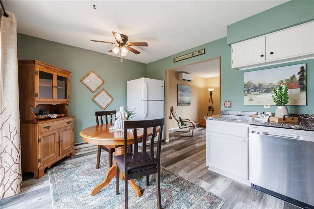 1600 Flaxen Drive, Farmington, New York 14425, Farmington, New York 14425, 3 Bedrooms Bedrooms, 5 Rooms Rooms,1 BathroomBathrooms,Residential,For Sale,1600 Flaxen Drive, Farmington, New York 14425,R1622286