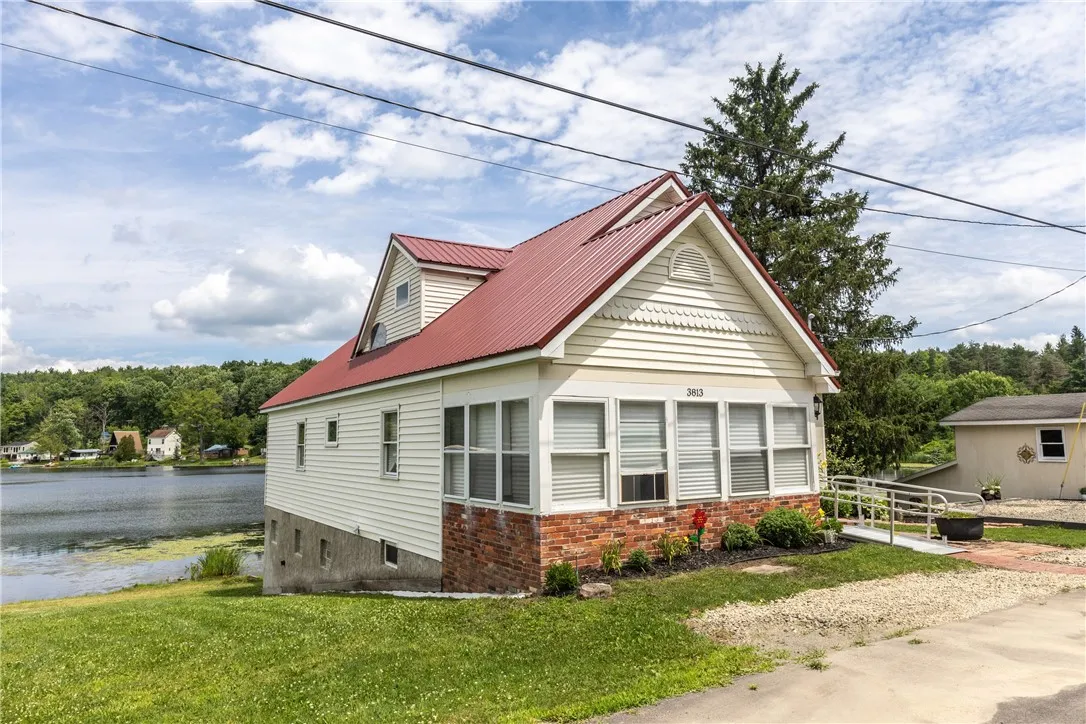 3813 County Route 2, Thurston, New York 14801, Thurston, New York 14801, 4 Bedrooms Bedrooms, 6 Rooms Rooms,2 BathroomsBathrooms,Residential,For Sale,3813 County Route 2, Thurston, New York 14801,R1622684