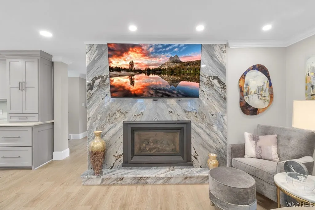 73 Woodview Drive, Orchard Park, New York 14127, Orchard Park, New York 14127, 3 Bedrooms Bedrooms, 10 Rooms Rooms,3 BathroomsBathrooms,Residential,For Sale,73 Woodview Drive, Orchard Park, New York 14127,B1622982