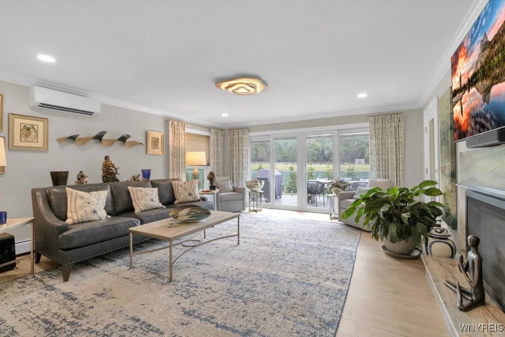 73 Woodview Drive, Orchard Park, New York 14127, Orchard Park, New York 14127, 3 Bedrooms Bedrooms, 10 Rooms Rooms,3 BathroomsBathrooms,Residential,For Sale,73 Woodview Drive, Orchard Park, New York 14127,B1622982