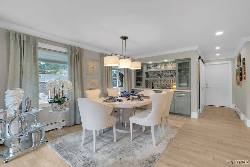 73 Woodview Drive, Orchard Park, New York 14127, Orchard Park, New York 14127, 3 Bedrooms Bedrooms, 10 Rooms Rooms,3 BathroomsBathrooms,Residential,For Sale,73 Woodview Drive, Orchard Park, New York 14127,B1622982