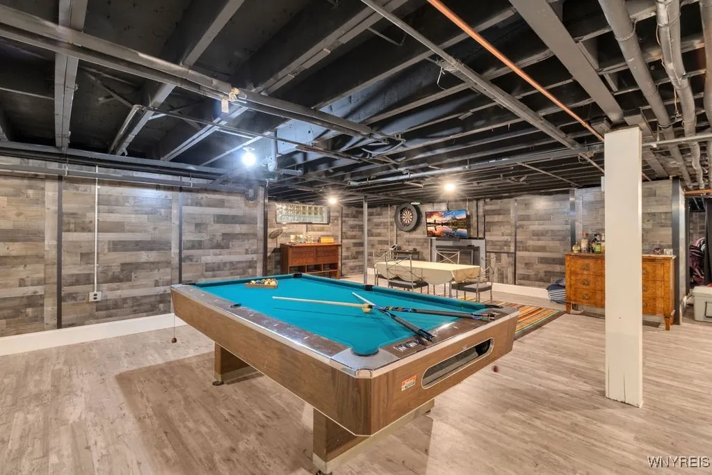 73 Woodview Drive, Orchard Park, New York 14127, Orchard Park, New York 14127, 3 Bedrooms Bedrooms, 10 Rooms Rooms,3 BathroomsBathrooms,Residential,For Sale,73 Woodview Drive, Orchard Park, New York 14127,B1622982