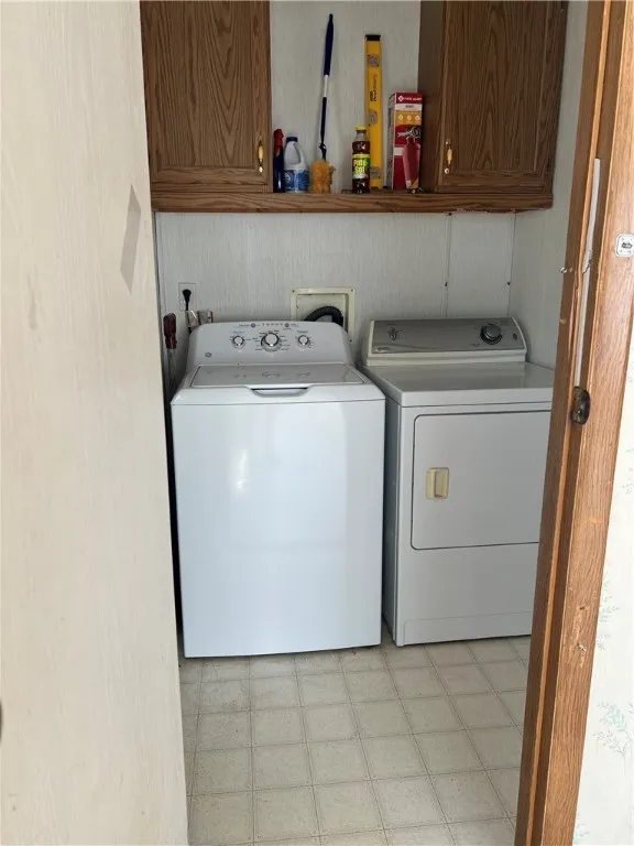 237 Crabapple, Hopewell, New York 14424, Hopewell, New York 14424, 3 Bedrooms Bedrooms, 6 Rooms Rooms,2 BathroomsBathrooms,Residential,Closed,237 Crabapple, Hopewell, New York 14424,0,R1623025