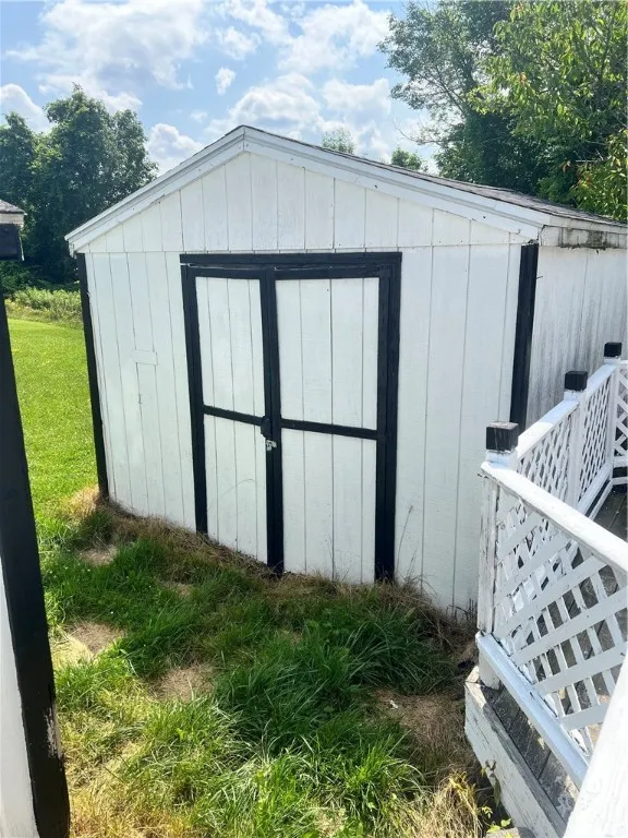 237 Crabapple, Hopewell, New York 14424, Hopewell, New York 14424, 3 Bedrooms Bedrooms, 6 Rooms Rooms,2 BathroomsBathrooms,Residential,Closed,237 Crabapple, Hopewell, New York 14424,0,R1623025