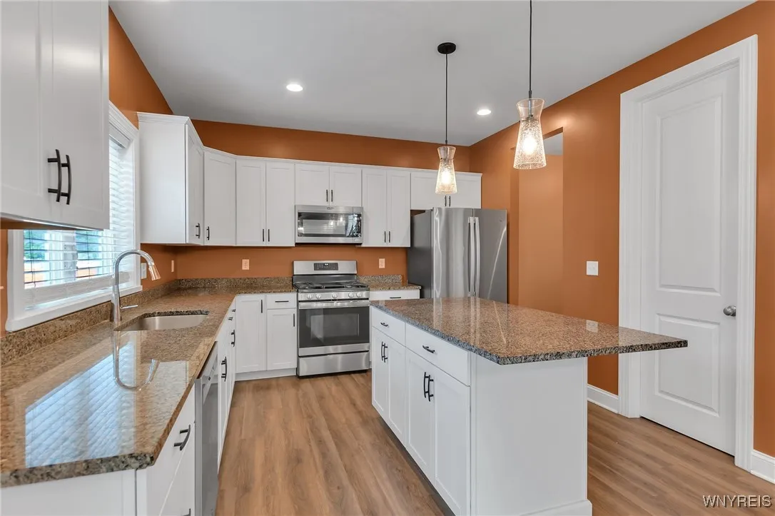 10 Wentworth Drive, Orchard Park, New York 14127, Orchard Park, New York 14127, 5 Bedrooms Bedrooms, 12 Rooms Rooms,2 BathroomsBathrooms,Residential,For Sale,10 Wentworth Drive, Orchard Park, New York 14127,B1623149