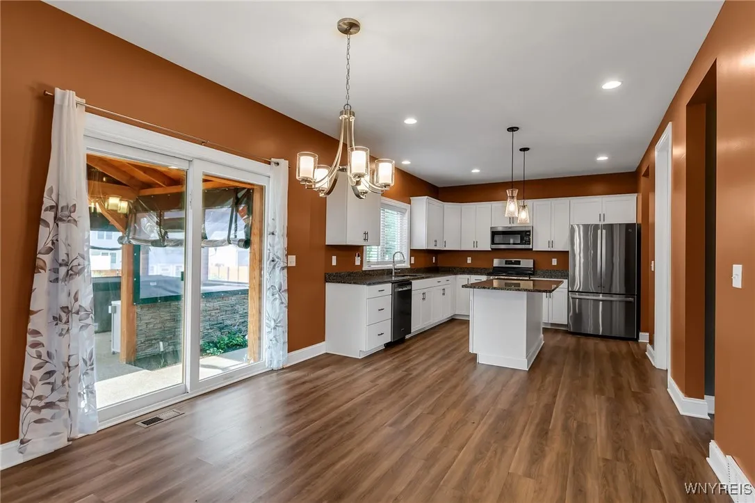 10 Wentworth Drive, Orchard Park, New York 14127, Orchard Park, New York 14127, 5 Bedrooms Bedrooms, 12 Rooms Rooms,2 BathroomsBathrooms,Residential,For Sale,10 Wentworth Drive, Orchard Park, New York 14127,B1623149