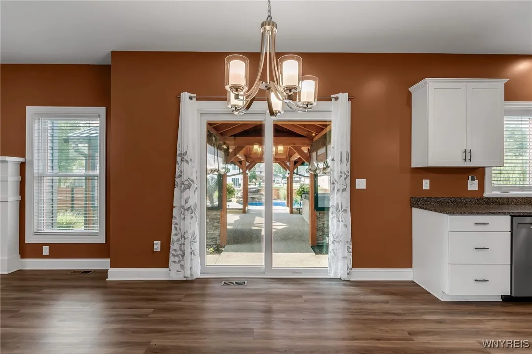 10 Wentworth Drive, Orchard Park, New York 14127, Orchard Park, New York 14127, 5 Bedrooms Bedrooms, 12 Rooms Rooms,2 BathroomsBathrooms,Residential,For Sale,10 Wentworth Drive, Orchard Park, New York 14127,B1623149