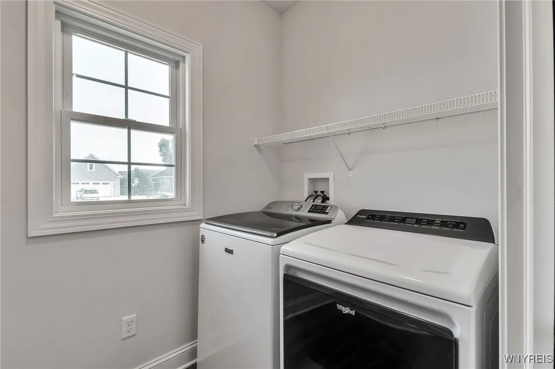 10 Wentworth Drive, Orchard Park, New York 14127, Orchard Park, New York 14127, 5 Bedrooms Bedrooms, 12 Rooms Rooms,2 BathroomsBathrooms,Residential,For Sale,10 Wentworth Drive, Orchard Park, New York 14127,B1623149