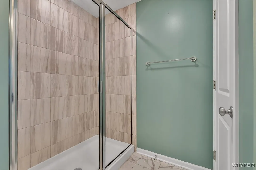10 Wentworth Drive, Orchard Park, New York 14127, Orchard Park, New York 14127, 5 Bedrooms Bedrooms, 12 Rooms Rooms,2 BathroomsBathrooms,Residential,For Sale,10 Wentworth Drive, Orchard Park, New York 14127,B1623149