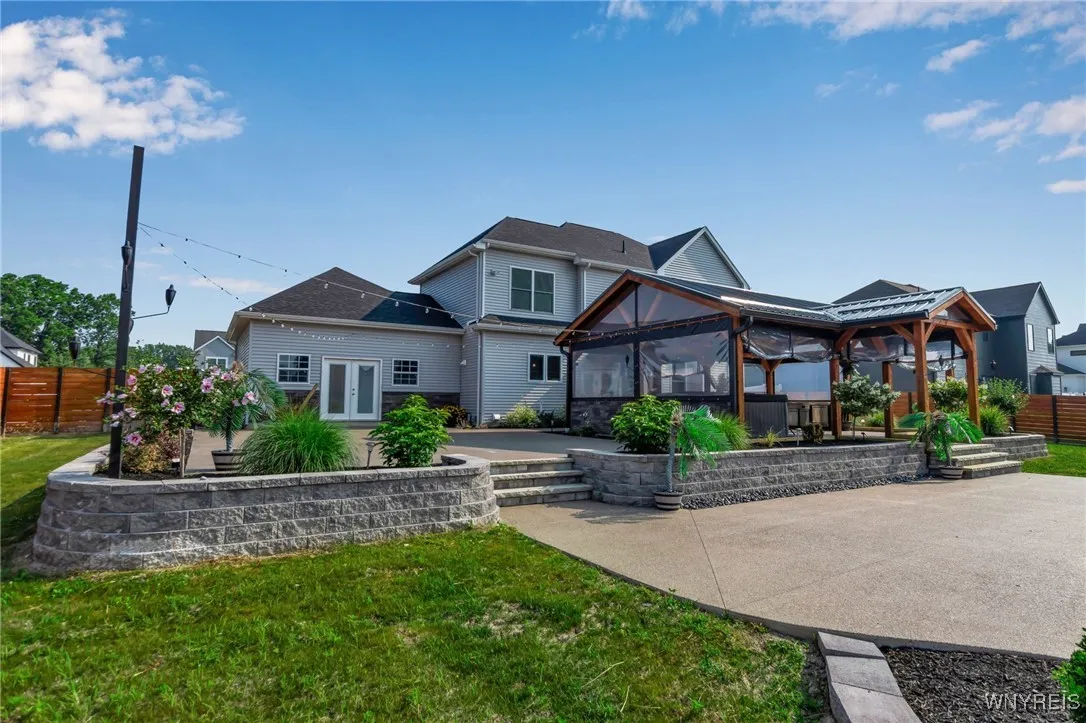 10 Wentworth Drive, Orchard Park, New York 14127, Orchard Park, New York 14127, 5 Bedrooms Bedrooms, 12 Rooms Rooms,2 BathroomsBathrooms,Residential,For Sale,10 Wentworth Drive, Orchard Park, New York 14127,B1623149