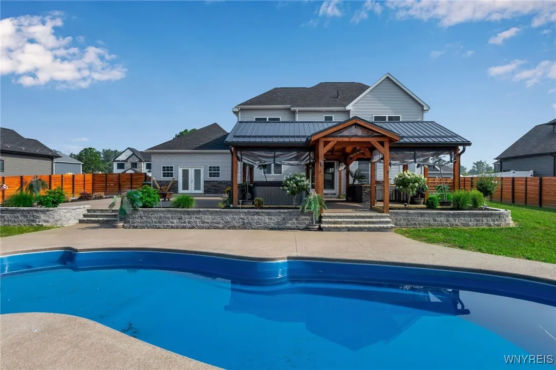 10 Wentworth Drive, Orchard Park, New York 14127, Orchard Park, New York 14127, 5 Bedrooms Bedrooms, 12 Rooms Rooms,2 BathroomsBathrooms,Residential,For Sale,10 Wentworth Drive, Orchard Park, New York 14127,B1623149