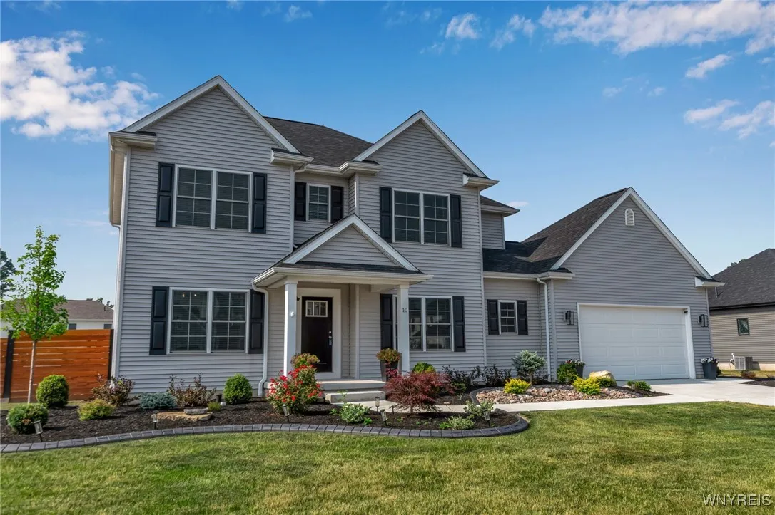 10 Wentworth Drive, Orchard Park, New York 14127, Orchard Park, New York 14127, 5 Bedrooms Bedrooms, 12 Rooms Rooms,2 BathroomsBathrooms,Residential,For Sale,10 Wentworth Drive, Orchard Park, New York 14127,B1623149