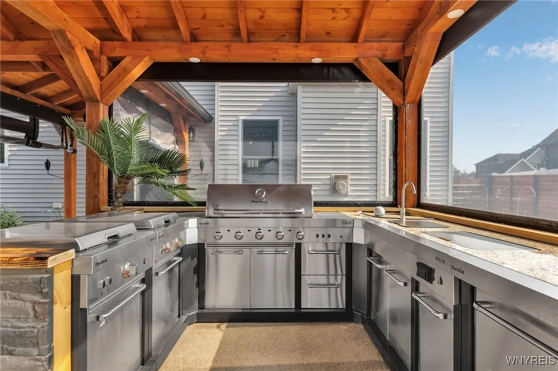 10 Wentworth Drive, Orchard Park, New York 14127, Orchard Park, New York 14127, 5 Bedrooms Bedrooms, 12 Rooms Rooms,2 BathroomsBathrooms,Residential,For Sale,10 Wentworth Drive, Orchard Park, New York 14127,B1623149