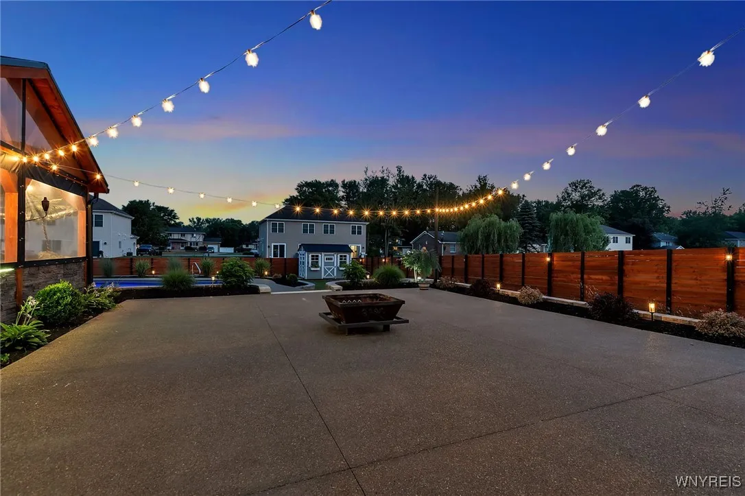 10 Wentworth Drive, Orchard Park, New York 14127, Orchard Park, New York 14127, 5 Bedrooms Bedrooms, 12 Rooms Rooms,2 BathroomsBathrooms,Residential,For Sale,10 Wentworth Drive, Orchard Park, New York 14127,B1623149