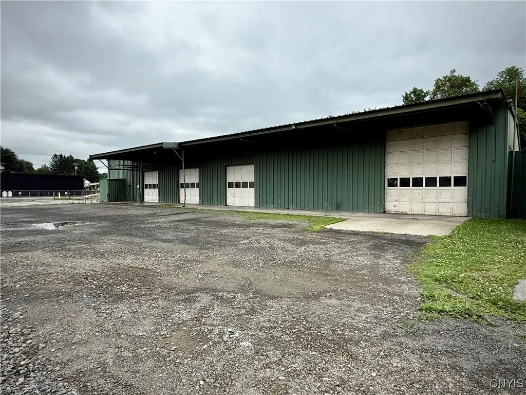 21 Squires Street, Cortland, New York 13045, Cortland, New York 13045, ,Commercial Lease,For Rent,21 Squires Street, Cortland, New York 13045,S1623195
