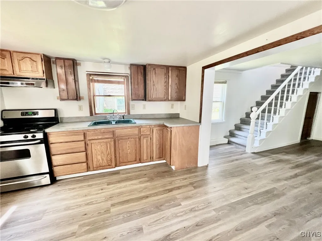 26 Varick Street, Oswego, New York 13126, Oswego, New York 13126, 4 Bedrooms Bedrooms, 11 Rooms Rooms,2 BathroomsBathrooms,Residential,Closed,26 Varick Street, Oswego, New York 13126,0,S1623192