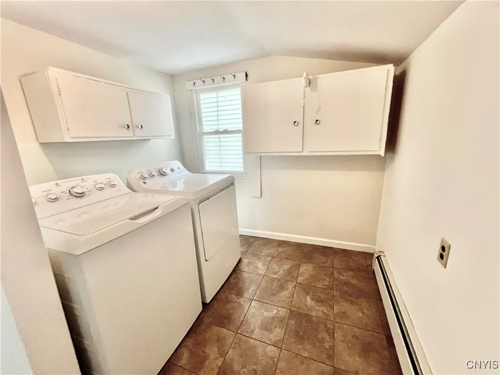 26 Varick Street, Oswego, New York 13126, Oswego, New York 13126, 4 Bedrooms Bedrooms, 11 Rooms Rooms,2 BathroomsBathrooms,Residential,Closed,26 Varick Street, Oswego, New York 13126,0,S1623192