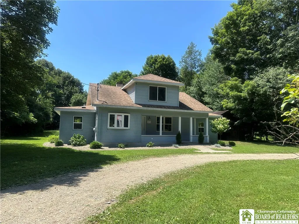 11973 Chestnut Street, Perrysburg, New York 14129, Perrysburg, New York 14129, 3 Bedrooms Bedrooms, 9 Rooms Rooms,1 BathroomBathrooms,Residential,Closed,11973 Chestnut Street, Perrysburg, New York 14129,0,R1623103