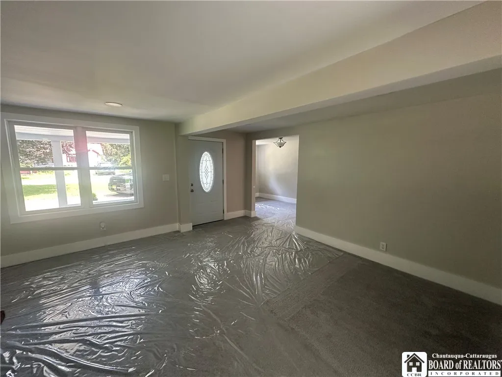 11973 Chestnut Street, Perrysburg, New York 14129, Perrysburg, New York 14129, 3 Bedrooms Bedrooms, 9 Rooms Rooms,1 BathroomBathrooms,Residential,Closed,11973 Chestnut Street, Perrysburg, New York 14129,0,R1623103