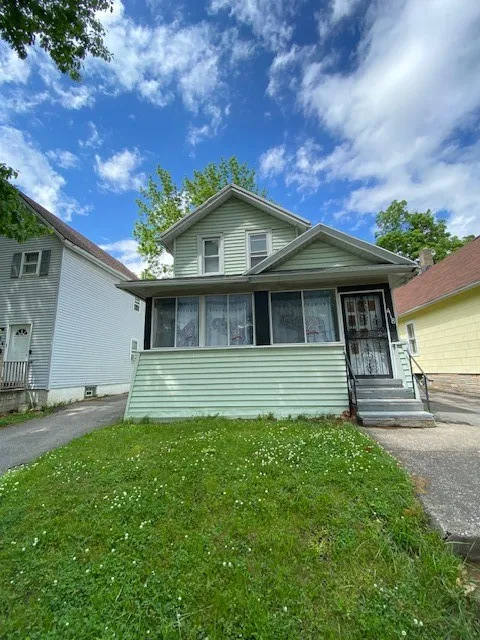 418 Flint Street, Rochester, New York 14611, Rochester, New York 14611, 2 Bedrooms Bedrooms, 5 Rooms Rooms,2 BathroomsBathrooms,Residential,Closed,418 Flint Street, Rochester, New York 14611,0,R1623166