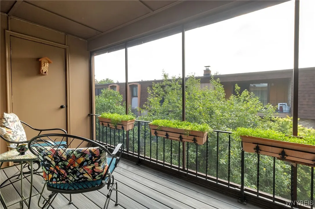 80 Groton Drive 4, Amherst, New York 14228, Amherst, New York 14228, 2 Bedrooms Bedrooms, 5 Rooms Rooms,1 BathroomBathrooms,Residential,For Sale,80 Groton Drive 4, Amherst, New York 14228,B1622595