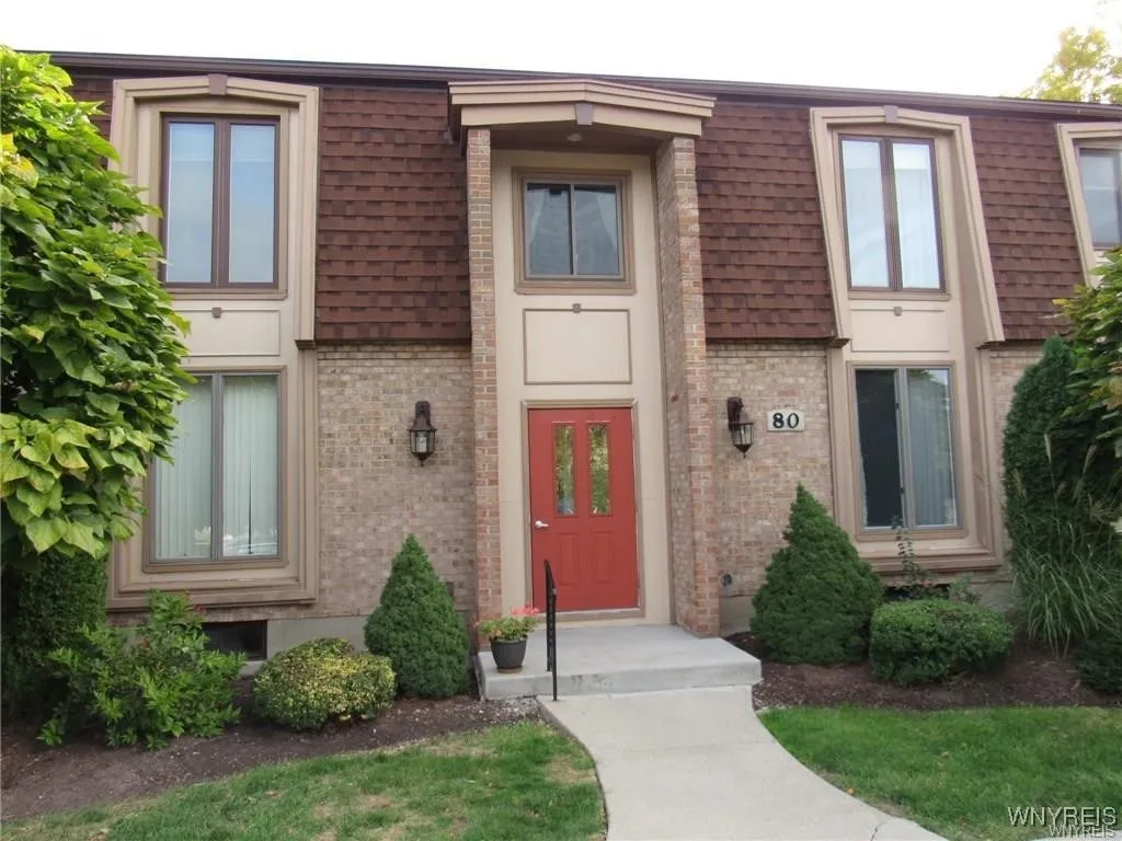 80 Groton Drive 4, Amherst, New York 14228, Amherst, New York 14228, 2 Bedrooms Bedrooms, 5 Rooms Rooms,1 BathroomBathrooms,Residential,For Sale,80 Groton Drive 4, Amherst, New York 14228,B1622595