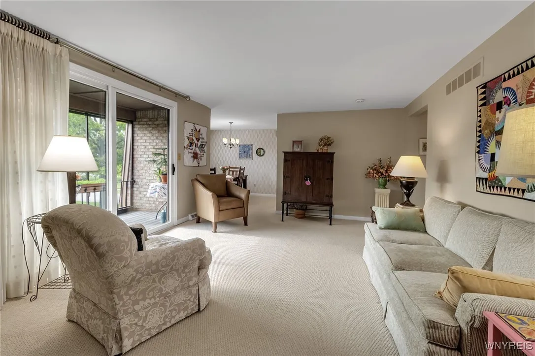 80 Groton Drive 4, Amherst, New York 14228, Amherst, New York 14228, 2 Bedrooms Bedrooms, 5 Rooms Rooms,1 BathroomBathrooms,Residential,For Sale,80 Groton Drive 4, Amherst, New York 14228,B1622595