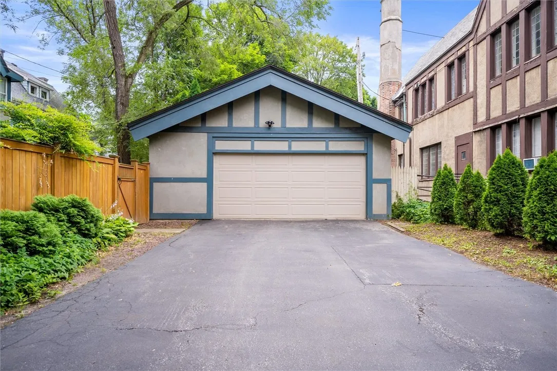 235 Culver Road, Rochester, New York 14607, Rochester, New York 14607, 5 Bedrooms Bedrooms, ,4 BathroomsBathrooms,Residential,Closed,235 Culver Road, Rochester, New York 14607,0,R1623021 235 Culver Road, Rochester, New York 14607, Rochester, New York 14607, 5 Bedrooms Bedrooms, ,4 BathroomsBathrooms,Residential,Closed,235 Culver Road, Rochester, New York 14607,0,R1623021