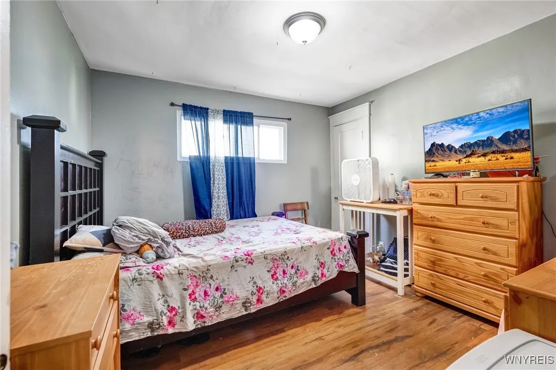 2527 Genesee Street, Cheektowaga, New York 14225, Cheektowaga, New York 14225, 6 Bedrooms Bedrooms, 10 Rooms Rooms,2 BathroomsBathrooms,Residential,For Sale,2527 Genesee Street, Cheektowaga, New York 14225,B1623209