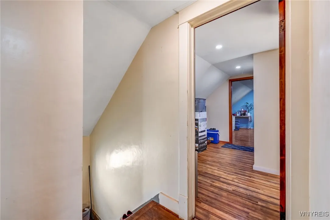 2527 Genesee Street, Cheektowaga, New York 14225, Cheektowaga, New York 14225, 6 Bedrooms Bedrooms, 10 Rooms Rooms,2 BathroomsBathrooms,Residential,For Sale,2527 Genesee Street, Cheektowaga, New York 14225,B1623209