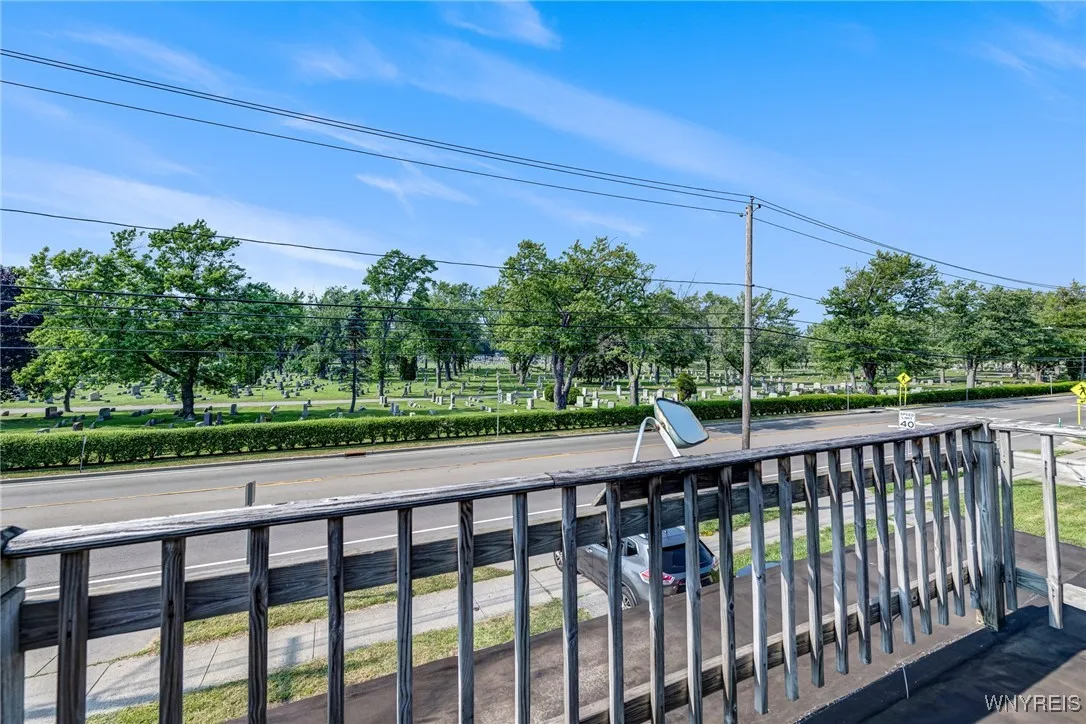 2527 Genesee Street, Cheektowaga, New York 14225, Cheektowaga, New York 14225, 6 Bedrooms Bedrooms, 10 Rooms Rooms,2 BathroomsBathrooms,Residential,For Sale,2527 Genesee Street, Cheektowaga, New York 14225,B1623209