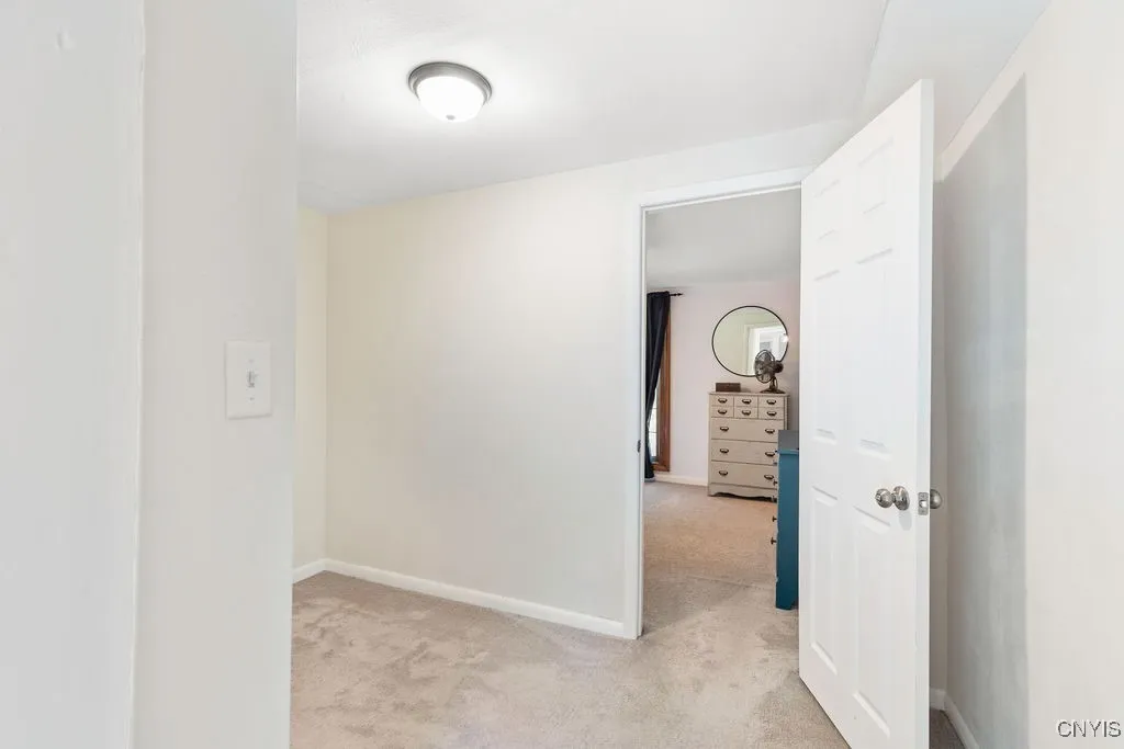 Bonus Area off Primary Bedroom featuring dressing area and 1/2 Bathroom.