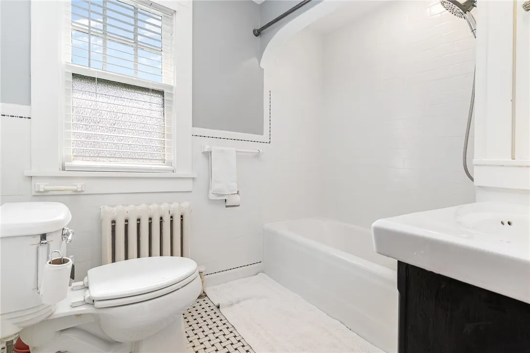 UPDATED FULL BATH