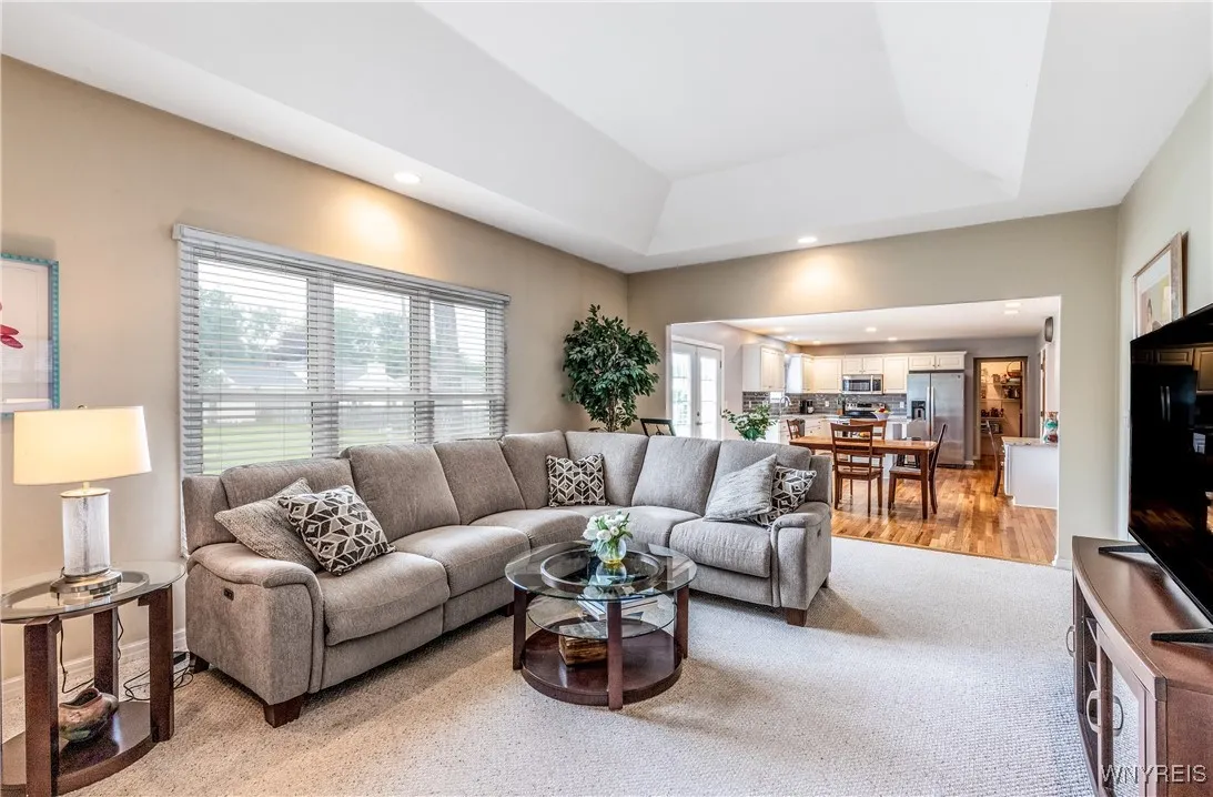 175 Crown Royal Drive, Amherst, New York 14221, Amherst, New York 14221, 4 Bedrooms Bedrooms, 8 Rooms Rooms,2 BathroomsBathrooms,Residential,For Sale,175 Crown Royal Drive, Amherst, New York 14221,B1622647
