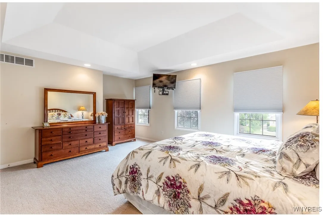 175 Crown Royal Drive, Amherst, New York 14221, Amherst, New York 14221, 4 Bedrooms Bedrooms, 8 Rooms Rooms,2 BathroomsBathrooms,Residential,For Sale,175 Crown Royal Drive, Amherst, New York 14221,B1622647