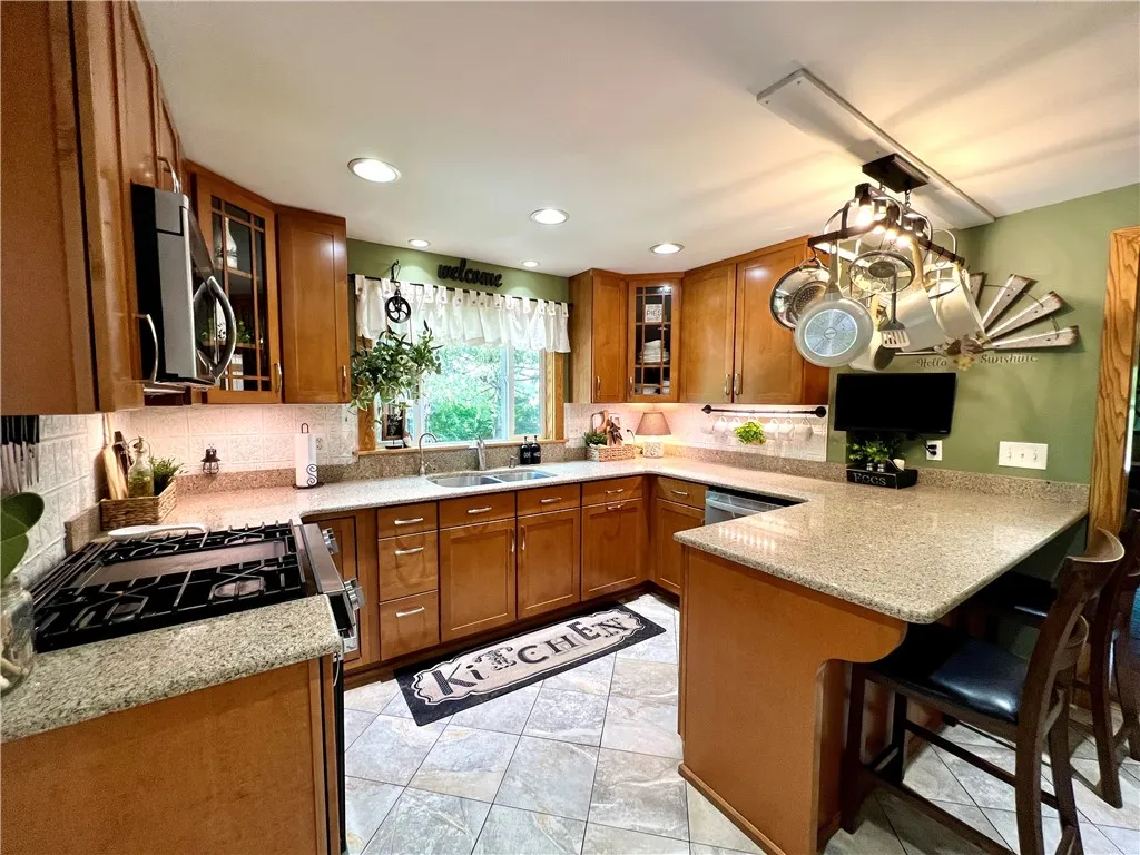 144 North Main Street, Spencer, New York 14883, Spencer, New York 14883, 4 Bedrooms Bedrooms, 11 Rooms Rooms,1 BathroomBathrooms,Residential,For Sale,144 North Main Street, Spencer, New York 14883,R1623196