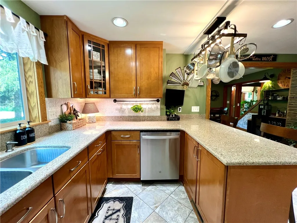 144 North Main Street, Spencer, New York 14883, Spencer, New York 14883, 4 Bedrooms Bedrooms, 11 Rooms Rooms,1 BathroomBathrooms,Residential,For Sale,144 North Main Street, Spencer, New York 14883,R1623196