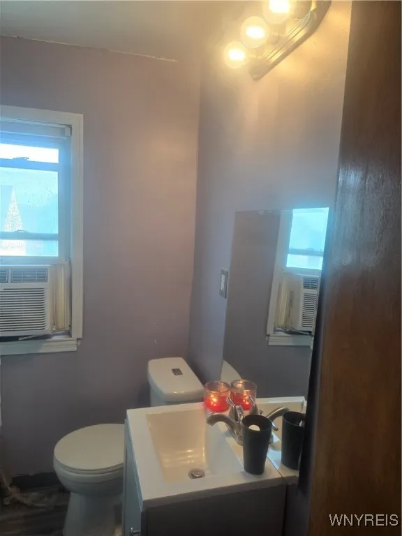 432 32nd Street, Niagara Falls, New York 14303, Niagara Falls, New York 14303, 3 Bedrooms Bedrooms, 6 Rooms Rooms,1 BathroomBathrooms,Residential,For Sale,432 32nd Street, Niagara Falls, New York 14303,B1623218