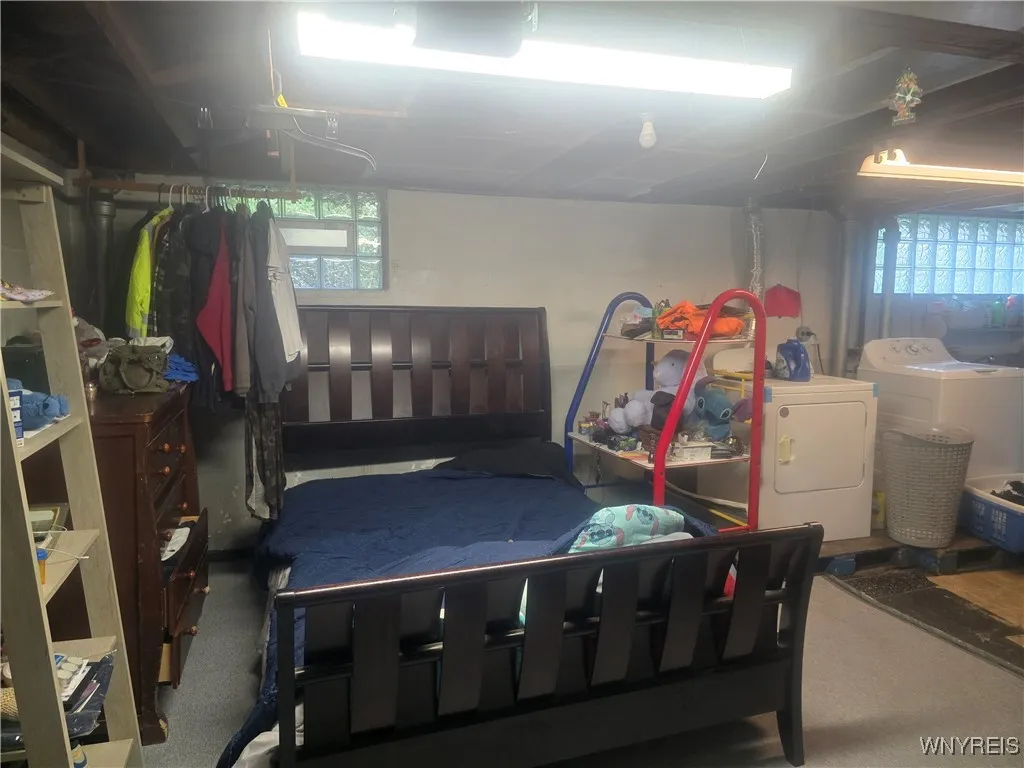 432 32nd Street, Niagara Falls, New York 14303, Niagara Falls, New York 14303, 3 Bedrooms Bedrooms, 6 Rooms Rooms,1 BathroomBathrooms,Residential,For Sale,432 32nd Street, Niagara Falls, New York 14303,B1623218