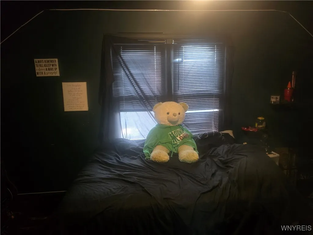 432 32nd Street, Niagara Falls, New York 14303, Niagara Falls, New York 14303, 3 Bedrooms Bedrooms, 6 Rooms Rooms,1 BathroomBathrooms,Residential,For Sale,432 32nd Street, Niagara Falls, New York 14303,B1623218