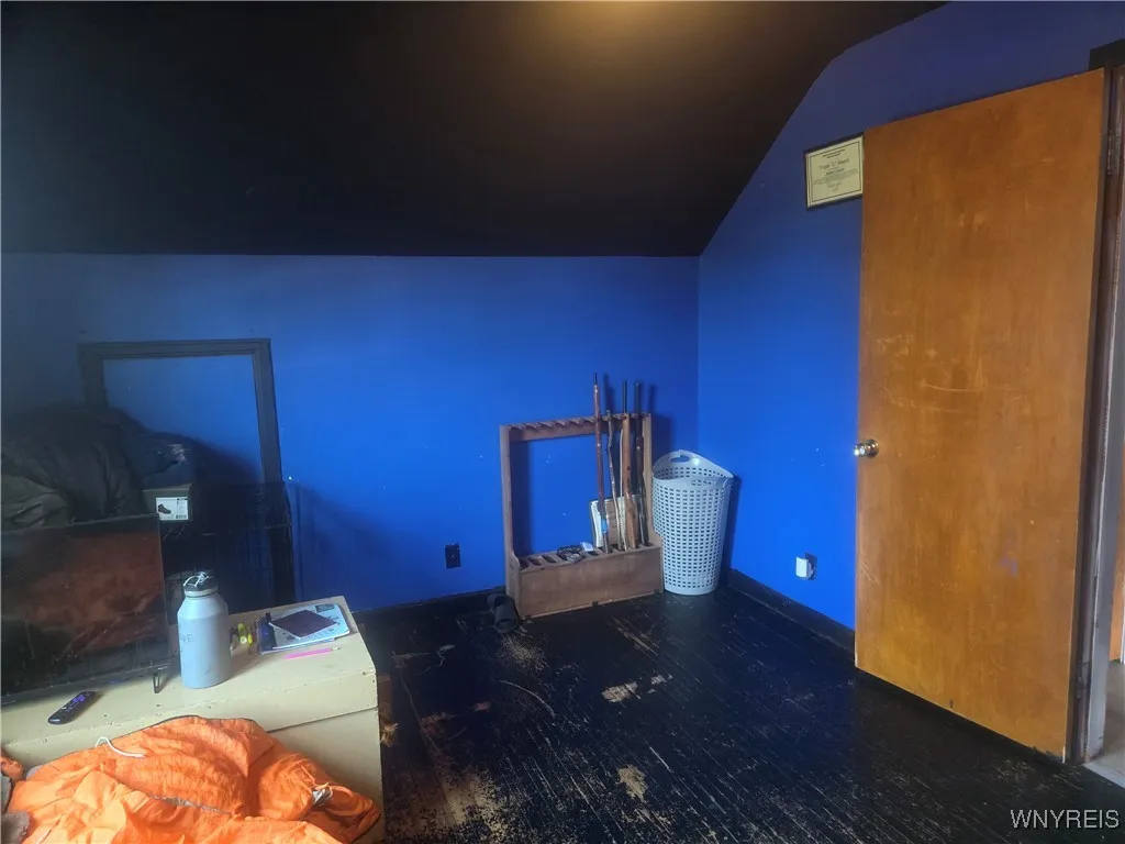 432 32nd Street, Niagara Falls, New York 14303, Niagara Falls, New York 14303, 3 Bedrooms Bedrooms, 6 Rooms Rooms,1 BathroomBathrooms,Residential,For Sale,432 32nd Street, Niagara Falls, New York 14303,B1623218