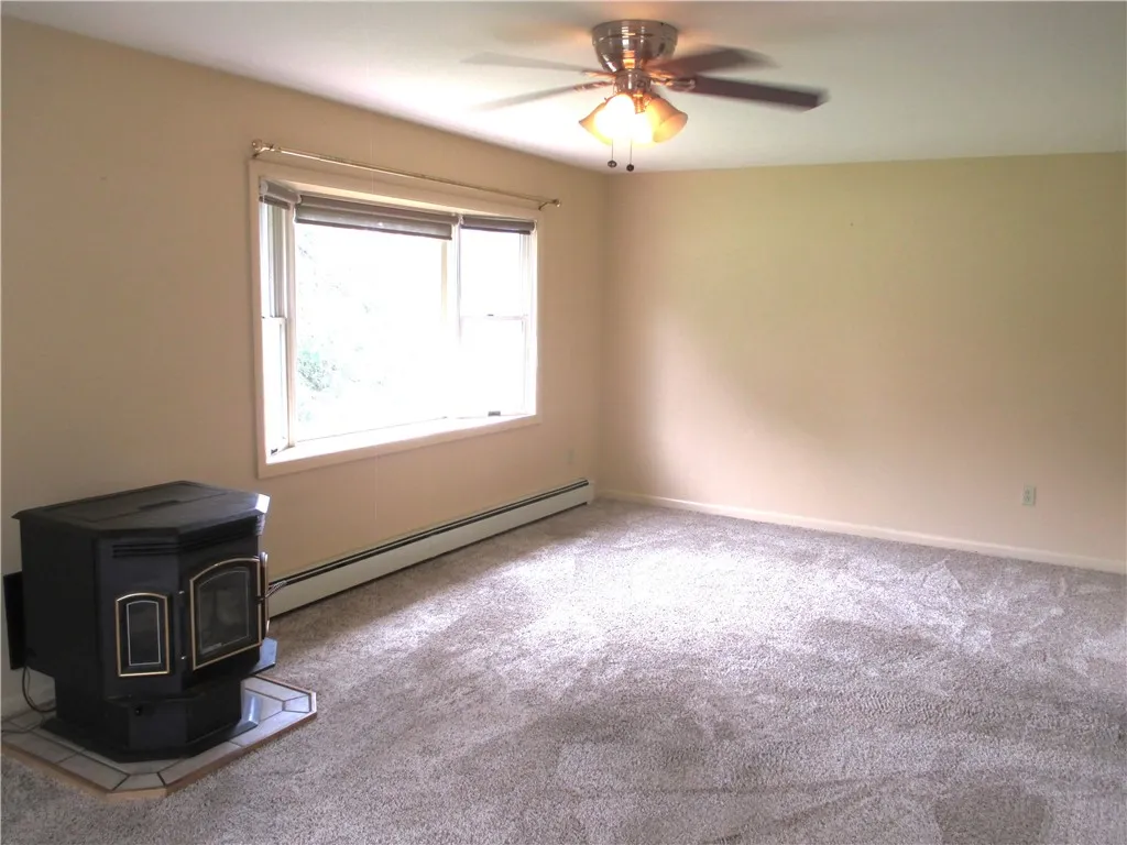 15 Spencer Drive, Oneonta, New York 13820, Oneonta, New York 13820, 2 Bedrooms Bedrooms, 6 Rooms Rooms,1 BathroomBathrooms,Residential,For Sale,15 Spencer Drive, Oneonta, New York 13820,R1622519
