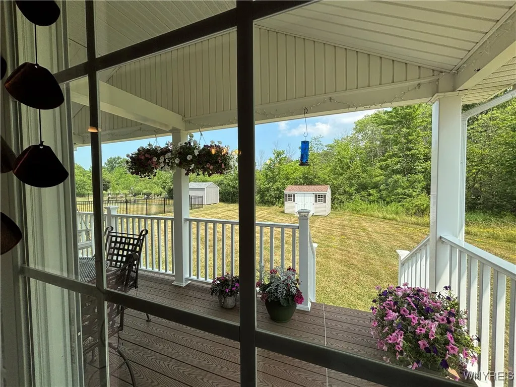 5553 Victoria Lane, Lockport Town, New York 14094, Lockport Town, New York 14094, 3 Bedrooms Bedrooms, 6 Rooms Rooms,2 BathroomsBathrooms,Residential,For Sale,5553 Victoria Lane, Lockport Town, New York 14094,B1622812