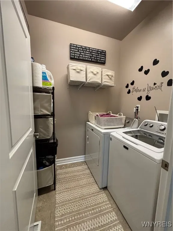 5553 Victoria Lane, Lockport Town, New York 14094, Lockport Town, New York 14094, 3 Bedrooms Bedrooms, 6 Rooms Rooms,2 BathroomsBathrooms,Residential,For Sale,5553 Victoria Lane, Lockport Town, New York 14094,B1622812
