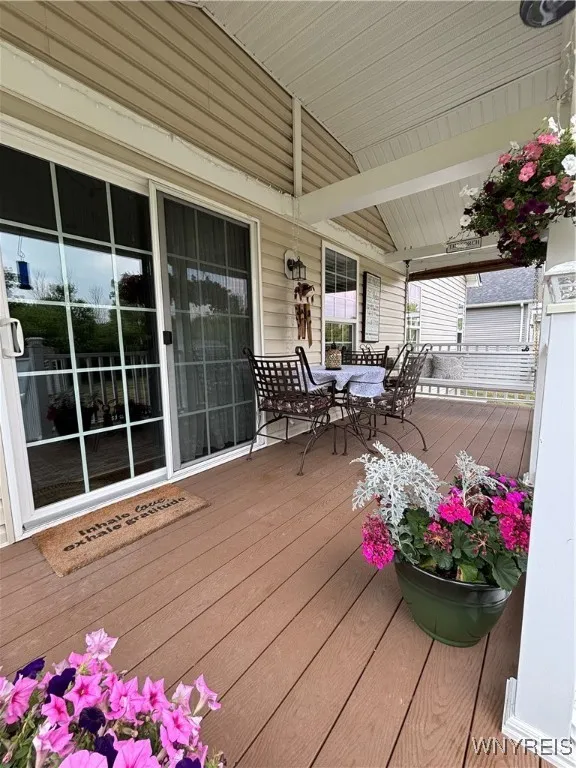 5553 Victoria Lane, Lockport Town, New York 14094, Lockport Town, New York 14094, 3 Bedrooms Bedrooms, 6 Rooms Rooms,2 BathroomsBathrooms,Residential,For Sale,5553 Victoria Lane, Lockport Town, New York 14094,B1622812