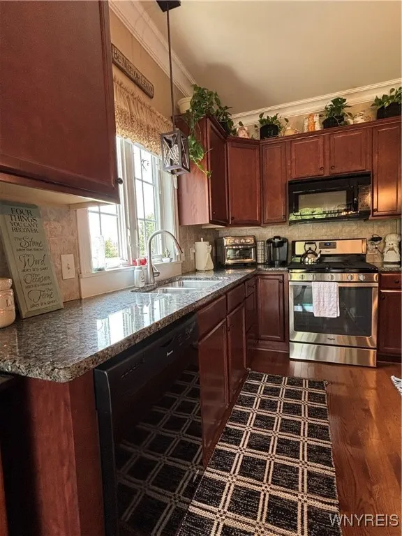 5553 Victoria Lane, Lockport Town, New York 14094, Lockport Town, New York 14094, 3 Bedrooms Bedrooms, 6 Rooms Rooms,2 BathroomsBathrooms,Residential,For Sale,5553 Victoria Lane, Lockport Town, New York 14094,B1622812